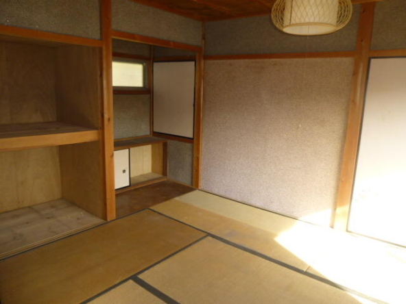 imgi_113_1613981653_640x480