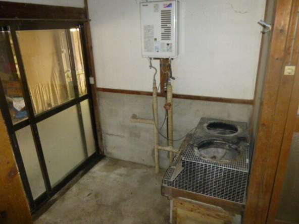 imgi_114_1613981659_640x480