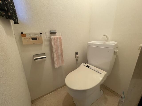 imgi_121_1928970937_640x480