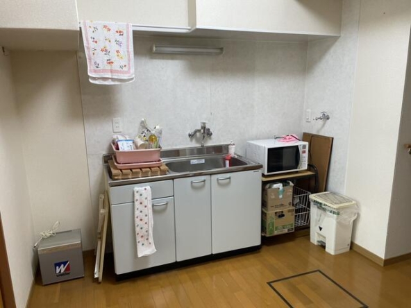 imgi_121_1929763030_640x480