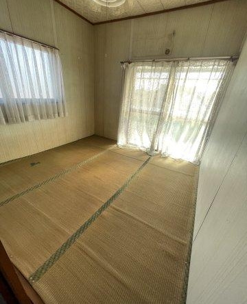 imgi_12_78512216_0026