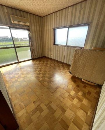 imgi_13_78512216_0025