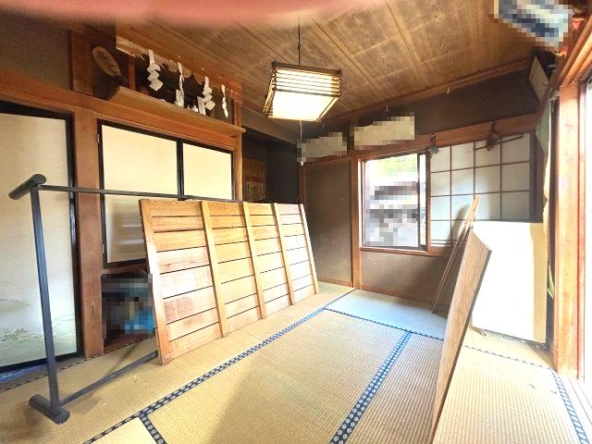 imgi_14_79077409_0005