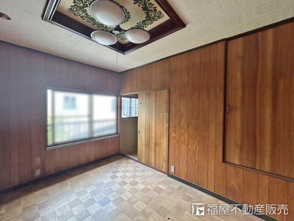 imgi_15_75712842_0014