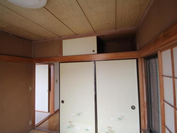 imgi_18_20303010_0009