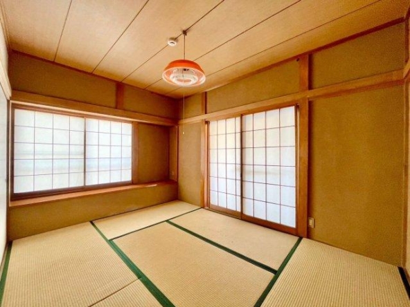 imgi_18_77788160_0013