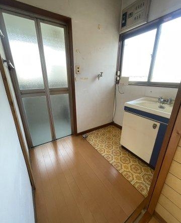 imgi_18_78512216_0032