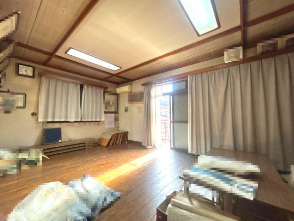 imgi_21_79077409_0010