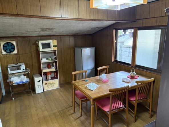 imgi_48_1830007658_640x480