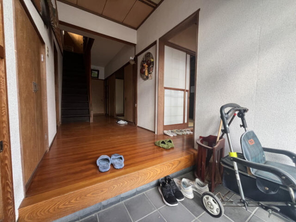 imgi_51_1943263751_640x480