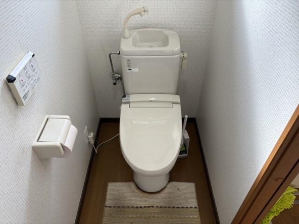 imgi_52_1830009113_640x480