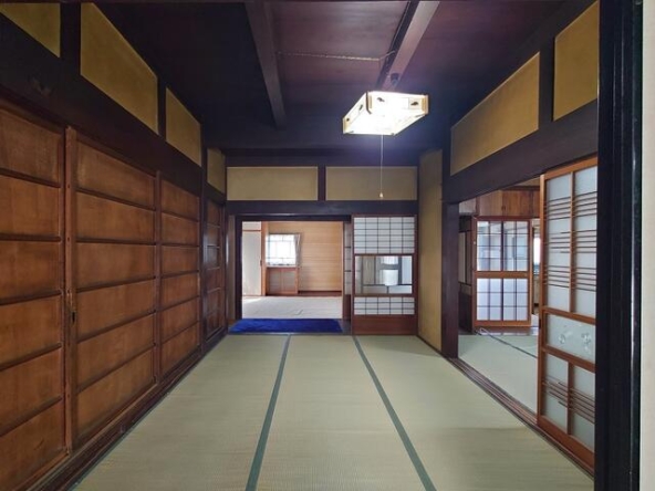 imgi_56_1886810909_640x480