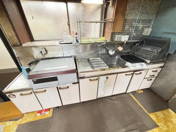 imgi_58_1923398352_640x480