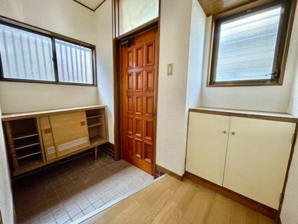 imgi_5_77788160_0003