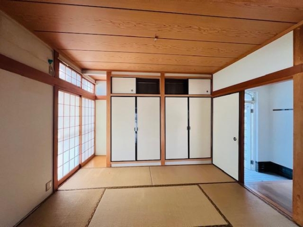 imgi_5_78715672_0006