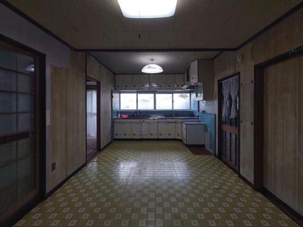 imgi_62_1886810919_640x480