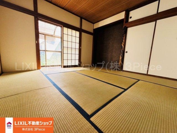 imgi_8_77467152_0017