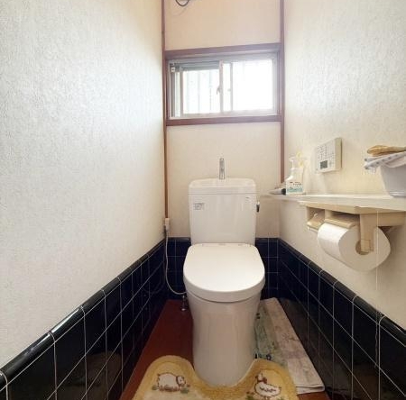 imgi_8_77989506_0006