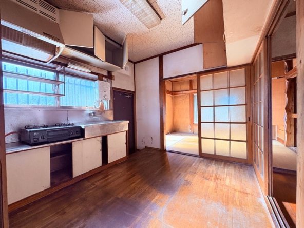 imgi_8_79074043_0011