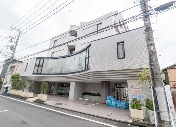 imgi_95_1765632742_640x426