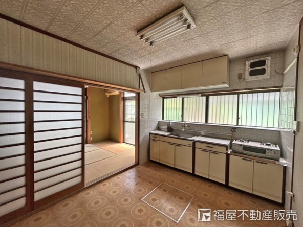 imgi_9_75712842_0004