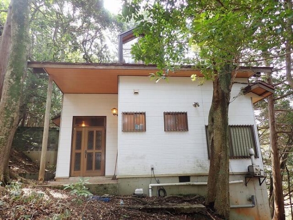 imgi_105_1969440172_640x480