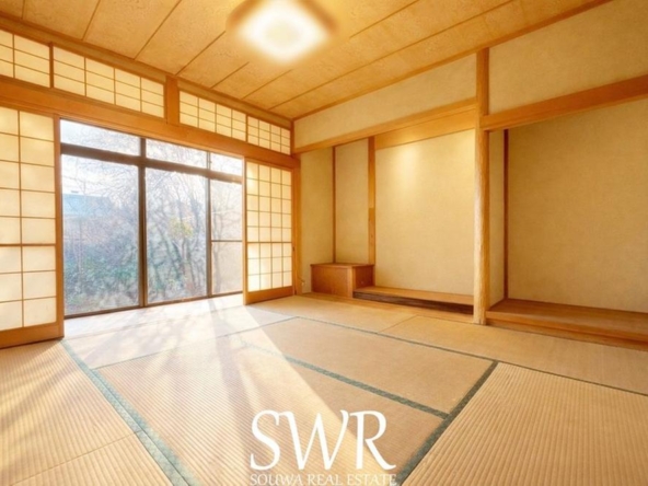 imgi_10_20209392_0008