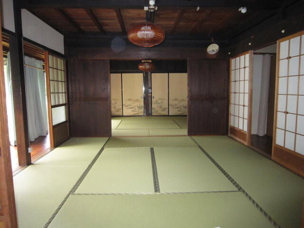 imgi_113_1874992666_640x480