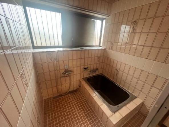 imgi_119_1803164023_600x450