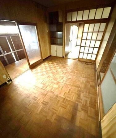 imgi_11_1967057669_375x500