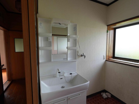 imgi_11_78655074_0230