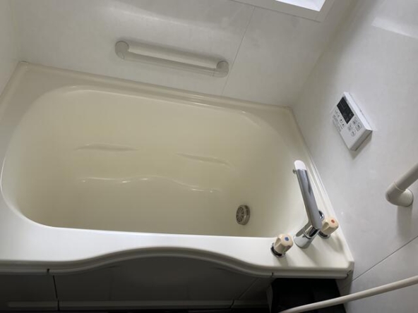 imgi_129_1917722197_640x480