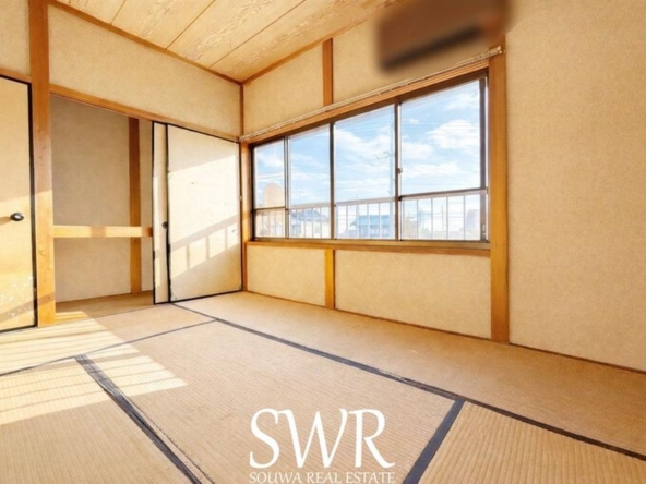 imgi_12_20209392_0010