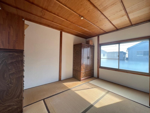 imgi_15_20215774_0012