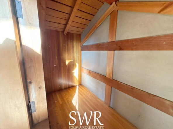 imgi_16_20209392_0014