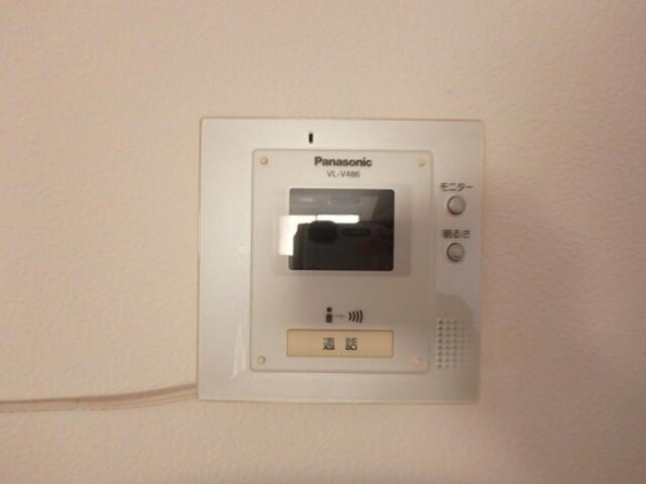 imgi_16_78423477_0013