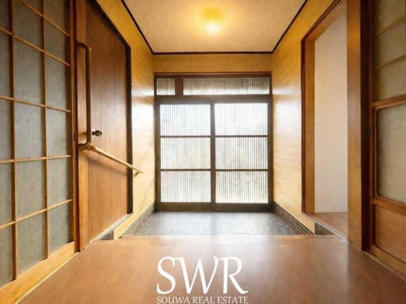 imgi_18_20209392_0016