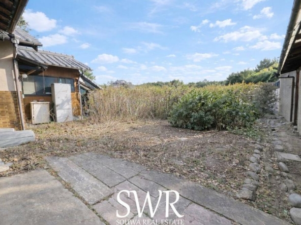 imgi_19_20209392_0017