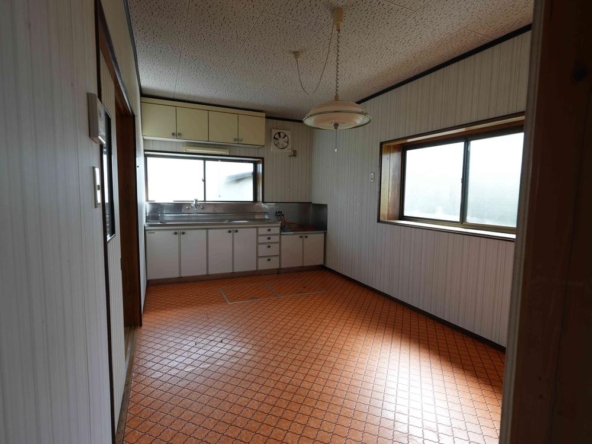 imgi_19_78655074_0228