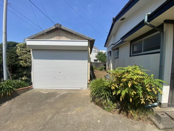 imgi_42_1886528533_640x480