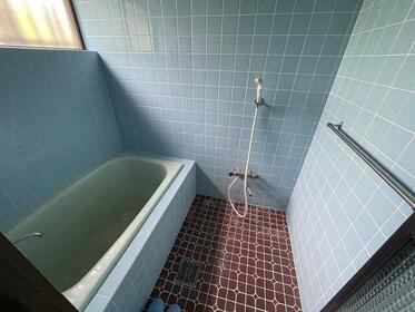 imgi_56_1714835419_373x280