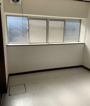 imgi_5_1917722121_375x500