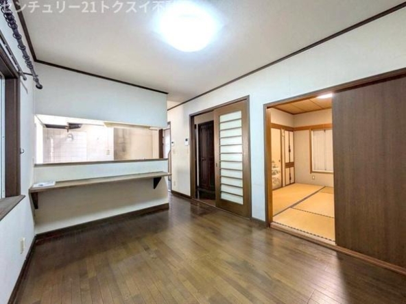 imgi_5_20303298_0003