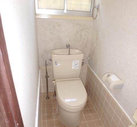 imgi_9_78423477_0009