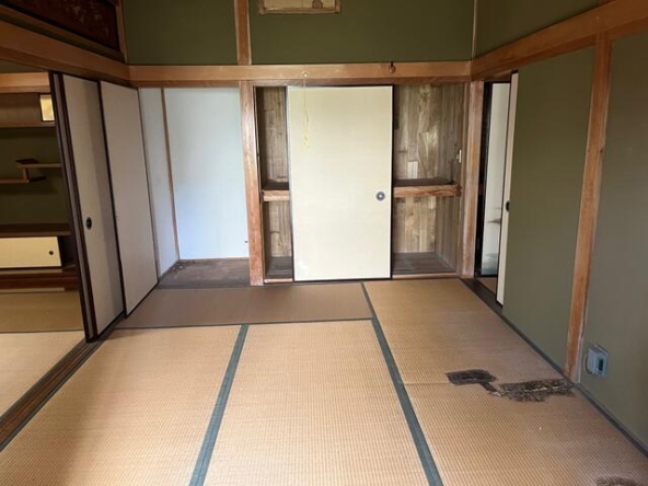 imgi_107_1711359469_640x480