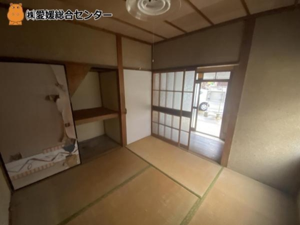 imgi_10_77802537_0004