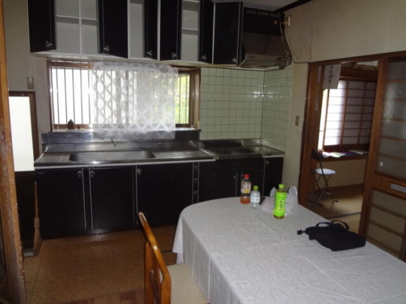 imgi_113_1923590457_640x480