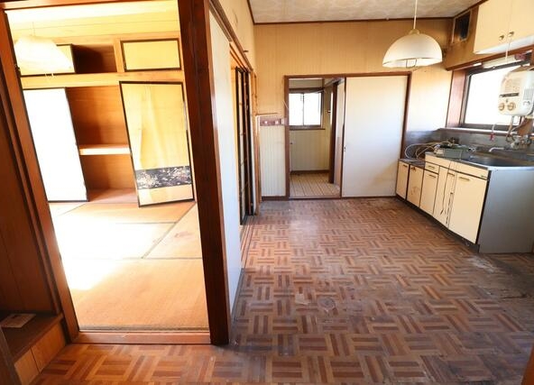 imgi_114_1947740725_640x427