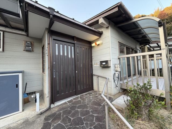 imgi_115_1934095803_640x480