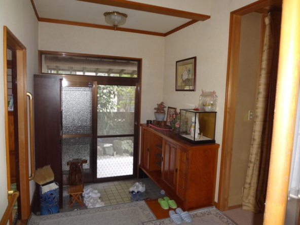 imgi_116_1923590654_640x480